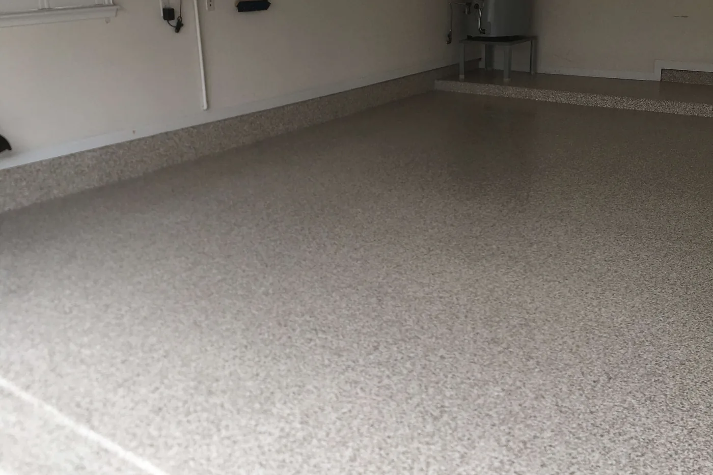 Completed flake epoxy garage floor, metro Atlanta